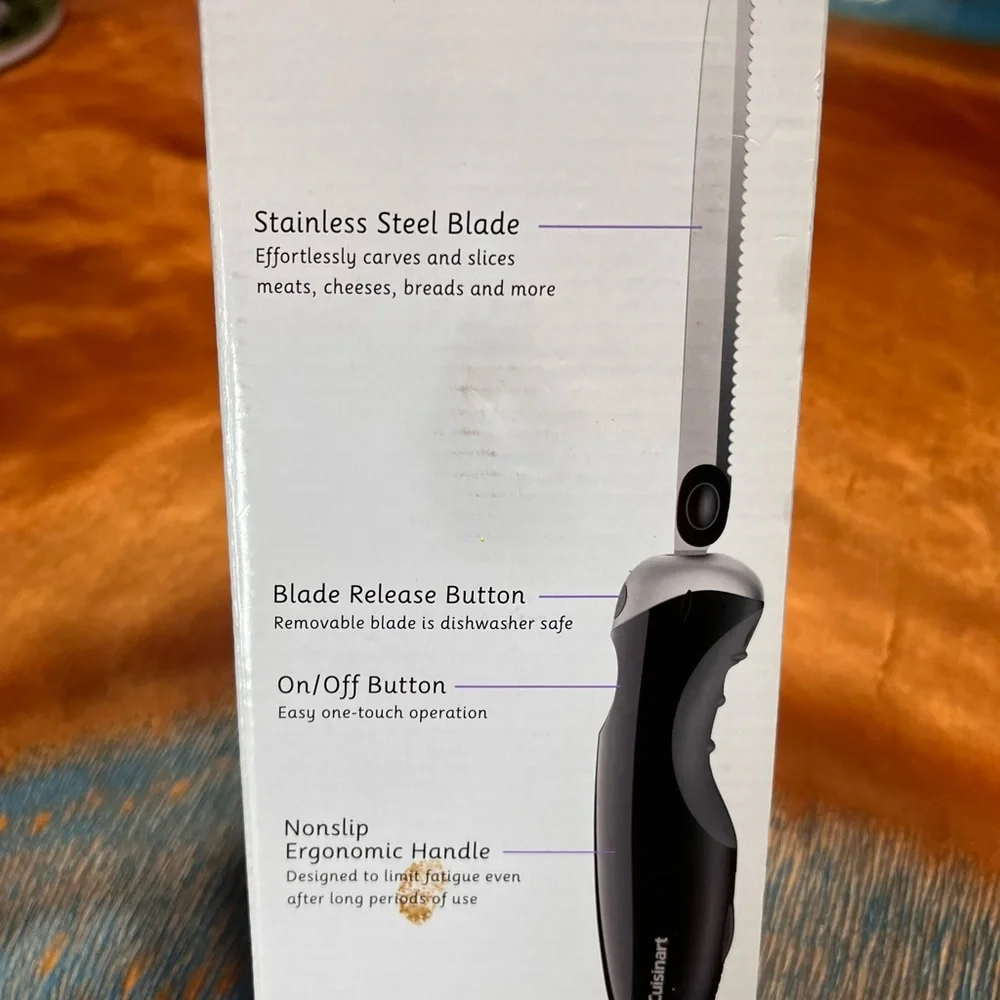 NWT Cuisinart Electric carving Knife new